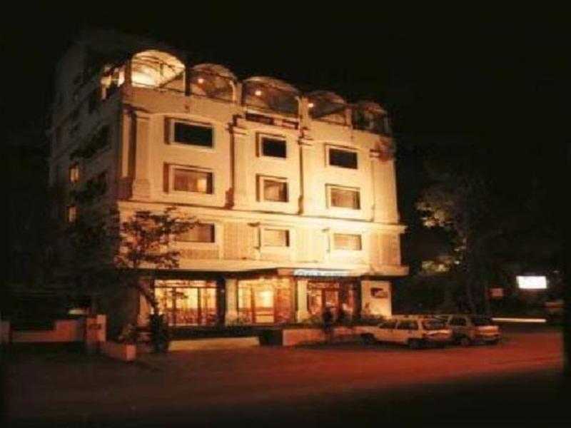 Parth Residency Hotel Ahmedabad Exterior foto